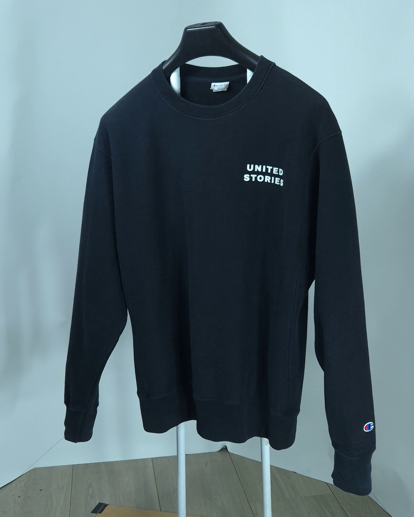 Champion x United Stories Crewneck Negro