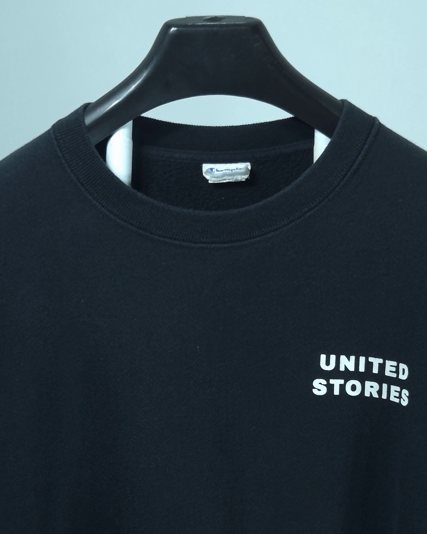 Champion x United Stories Crewneck Negro
